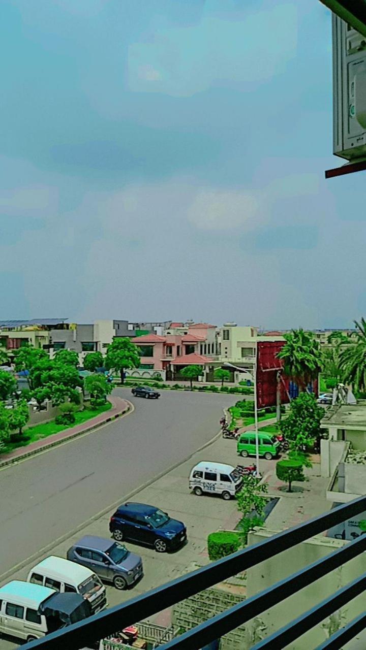 Comfortable Rental Apartments In Bahria Town Rawalpindi Phòng bức ảnh