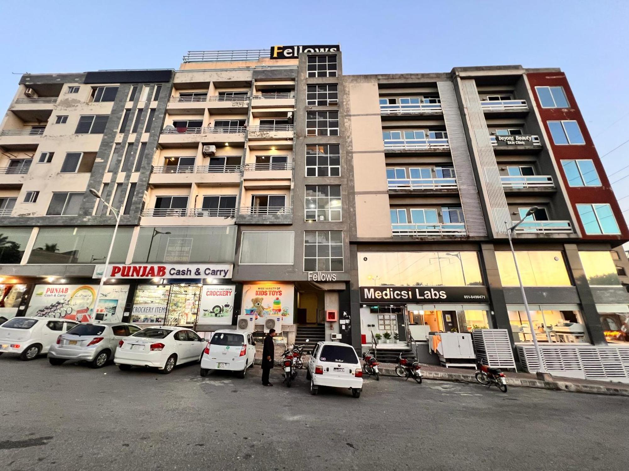 Comfortable Rental Apartments In Bahria Town Rawalpindi Ngoại thất bức ảnh
